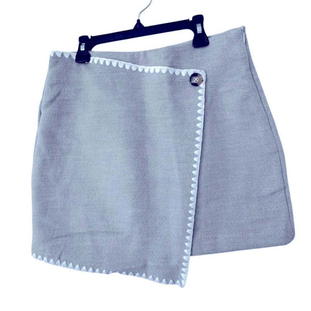 Commense Gray Mini Skirt Asymmetrical White Stitching Trim SZ M NEW